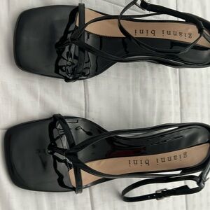 Gianni bini patent leather wedge sandal